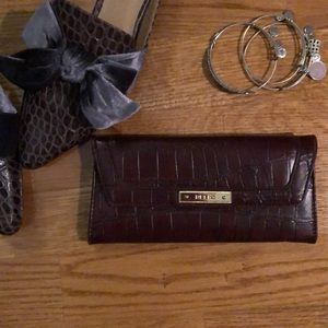 ♦️SOLD Relic Tri-fold Clutch